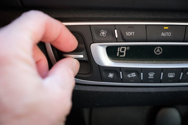 verwarming in de auto lagerzetten